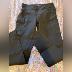 Black fitted carhartt leggings